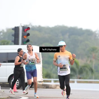 Runner Photo 6444529