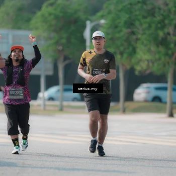 Runner Photo 6444531