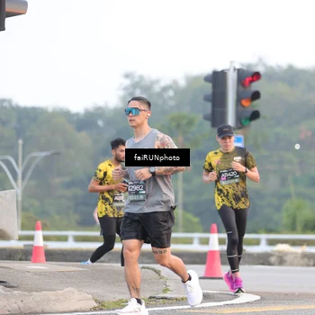 Runner Photo 6444757