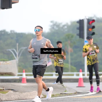 Runner Photo 6444770
