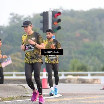 Runner Photo 6444802