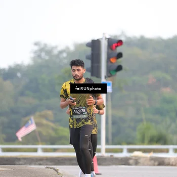 Runner Photo 6444862