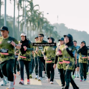 Runner Photo 6444925