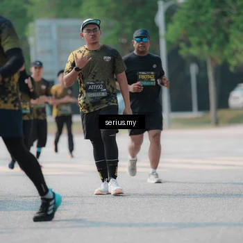 Runner Photo 6444929