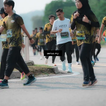 Runner Photo 6445004