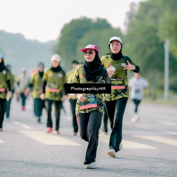 Runner Photo 6445018
