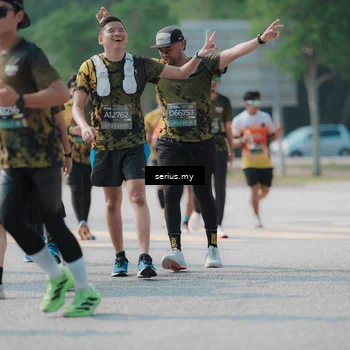 Runner Photo 6445035
