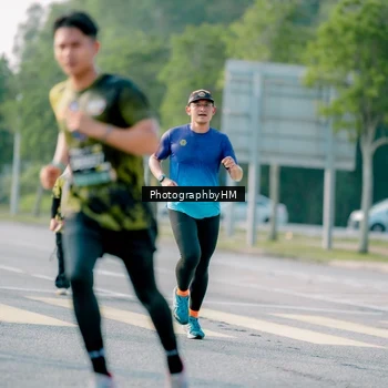 Runner Photo 6445055