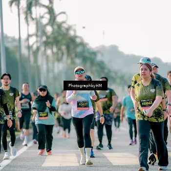 Runner Photo 6445057