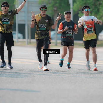 Runner Photo 6445086
