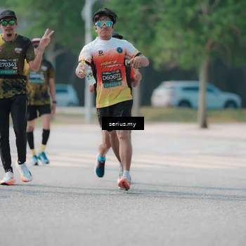 Runner Photo 6445096