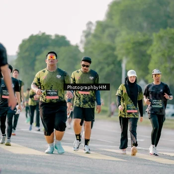 Runner Photo 6445105