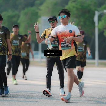Runner Photo 6445106