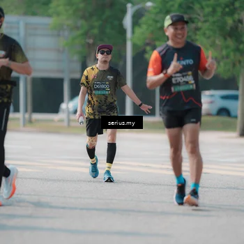 Runner Photo 6445107