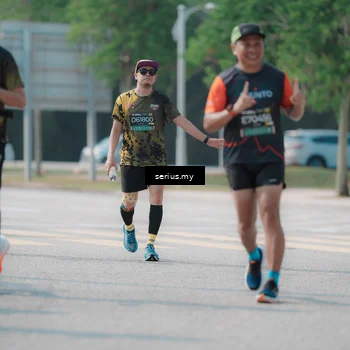 Runner Photo 6445116