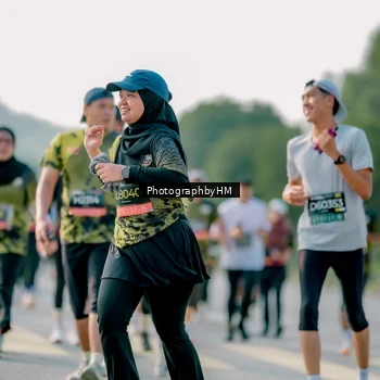 Runner Photo 6445121