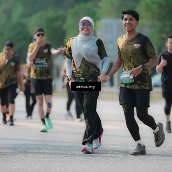 Runner Photo 6445148