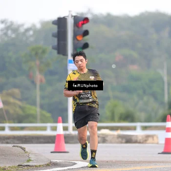 Runner Photo 6445151