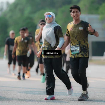 Runner Photo 6445179