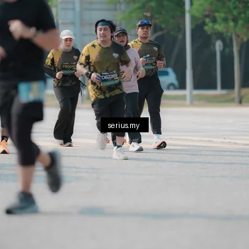 Runner Photo 6445216