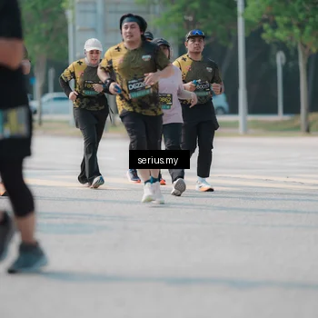Runner Photo 6445230