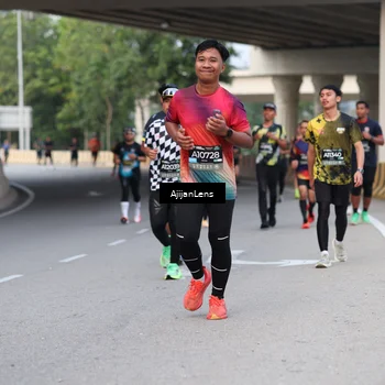 Runner Photo 6445238