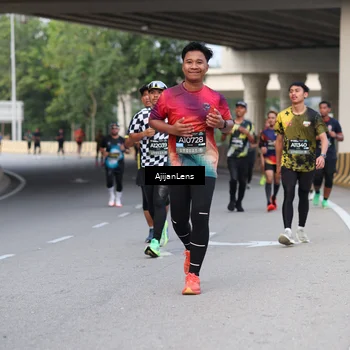 Runner Photo 6445239