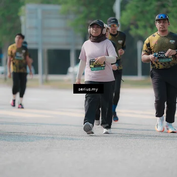Runner Photo 6445252