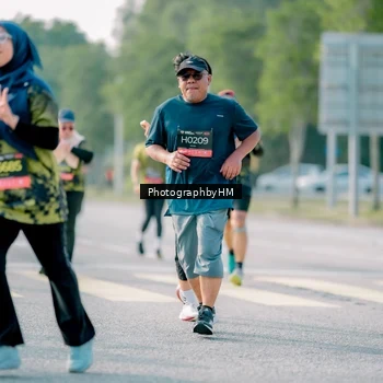 Runner Photo 6445259