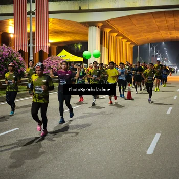 Runner Photo 6445295