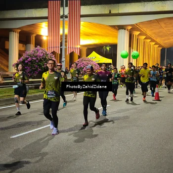 Runner Photo 6445299