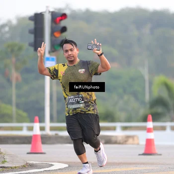 Runner Photo 6445300