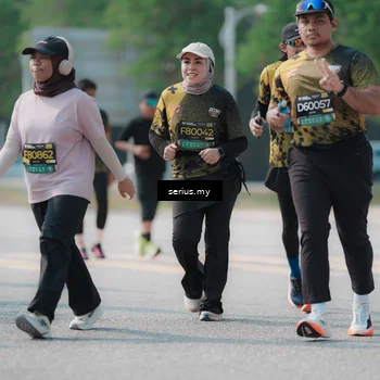 Runner Photo 6445302