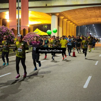 Runner Photo 6445330