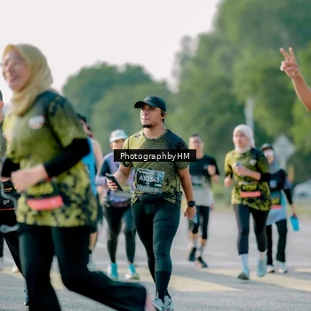 Runner Photo 6445338