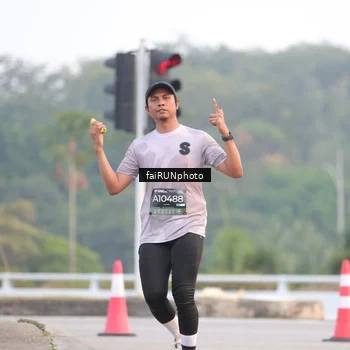 Runner Photo 6445368