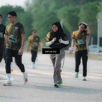 Runner Photo 6445374