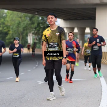 Runner Photo 6445377
