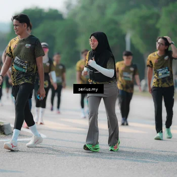 Runner Photo 6445388
