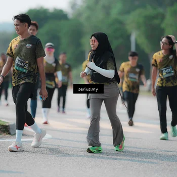 Runner Photo 6445391