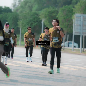 Runner Photo 6445397