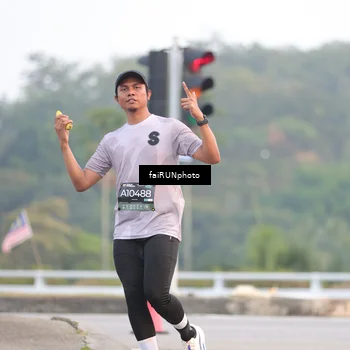 Runner Photo 6445406