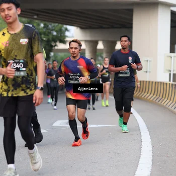 Runner Photo 6445432