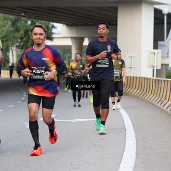 Runner Photo 6445443