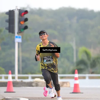 Runner Photo 6445459