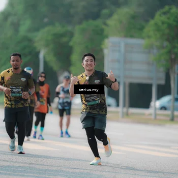 Runner Photo 6445503