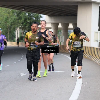 Runner Photo 6445518