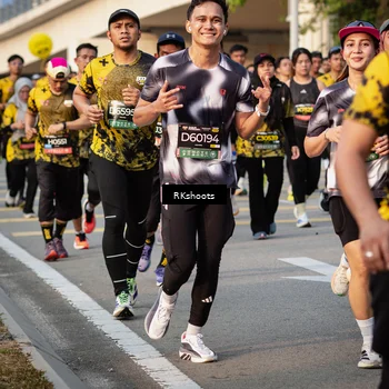 Runner Photo 6445535