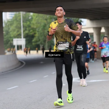 Runner Photo 6445552