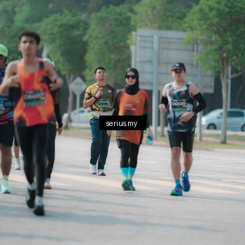 Runner Photo 6445565